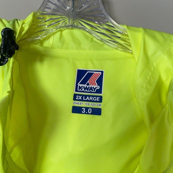 Neon yellow windbreaker like new - Picture 3 of 3